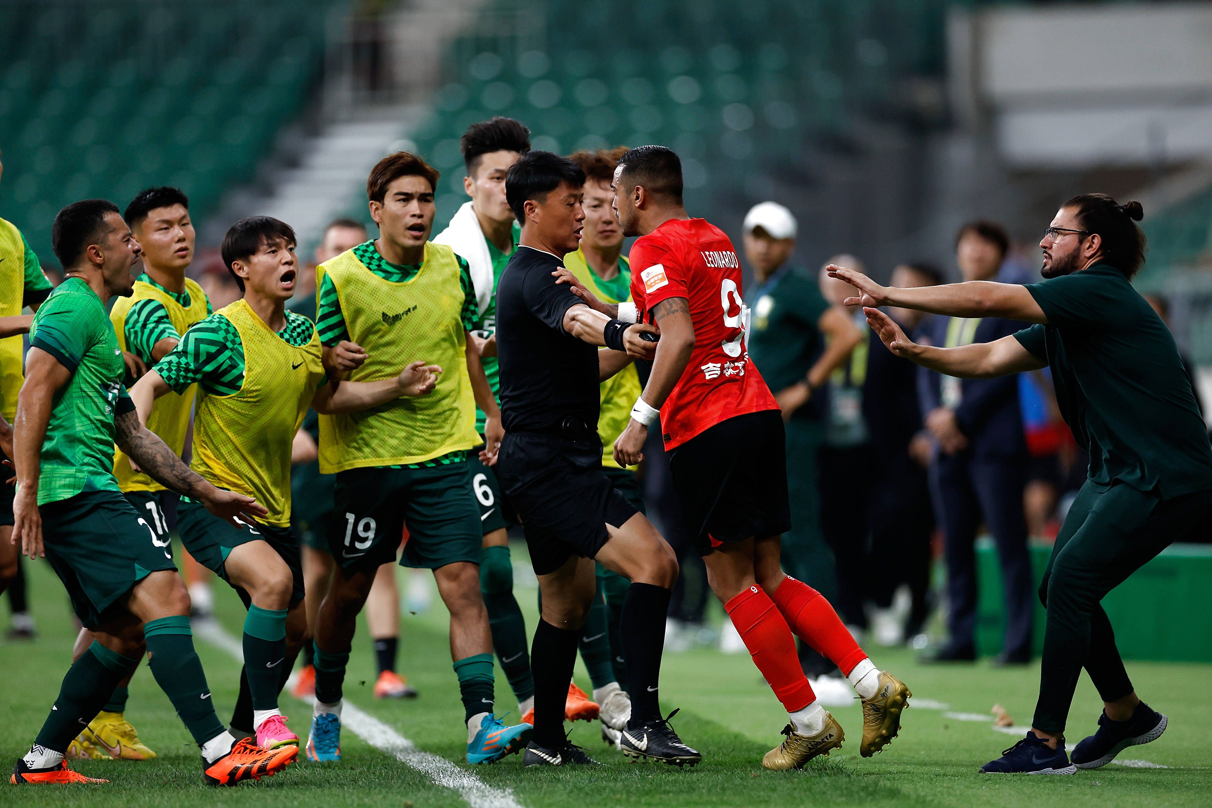 电影《超时空同居》将于5月18日正式登陆全国各大院线